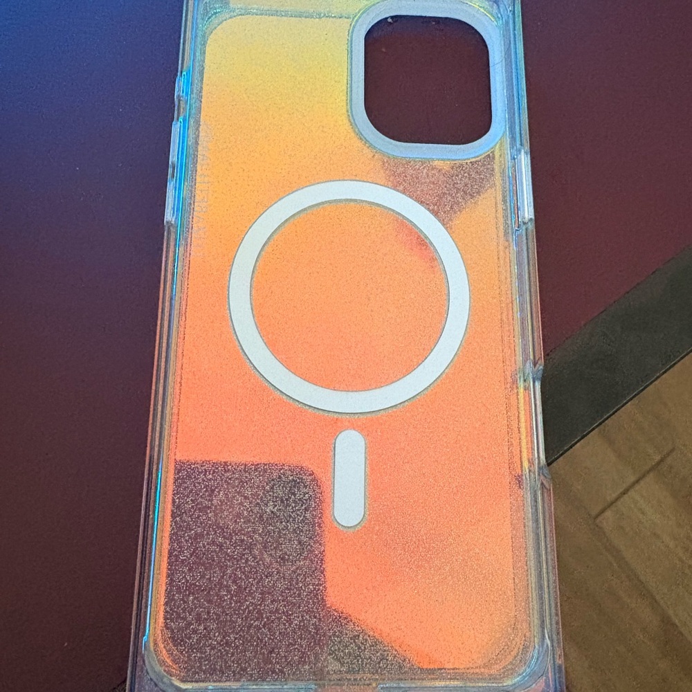 Iridescent Orange Gradient MagSafe-Compatible Phone Case - Picture 2 of 2